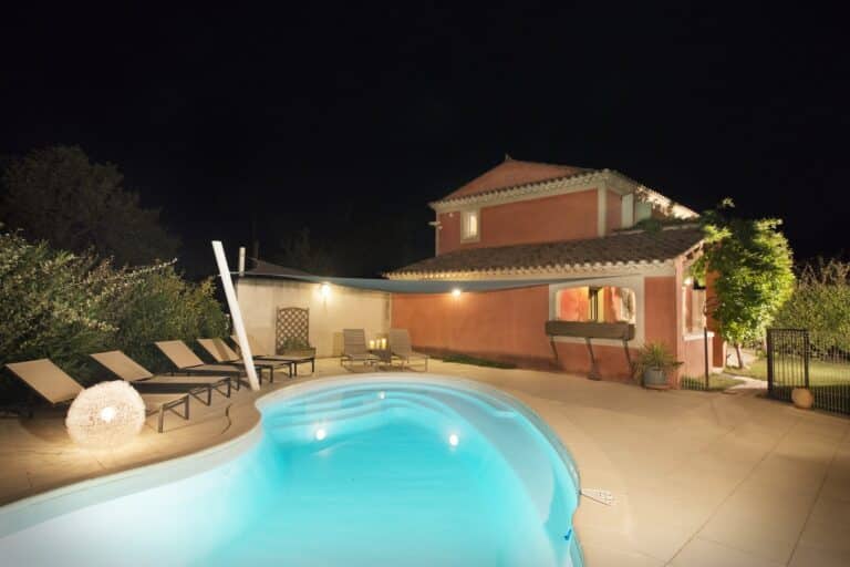 La piscine de nuit